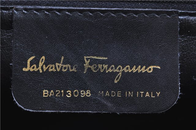 Authentic Ferragamo Vara Shoulder Cross Body Bag Purse Leather White 1366D