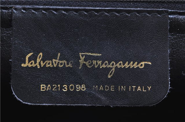 Authentic Ferragamo Vara Shoulder Cross Body Bag Purse Leather White 1366D
