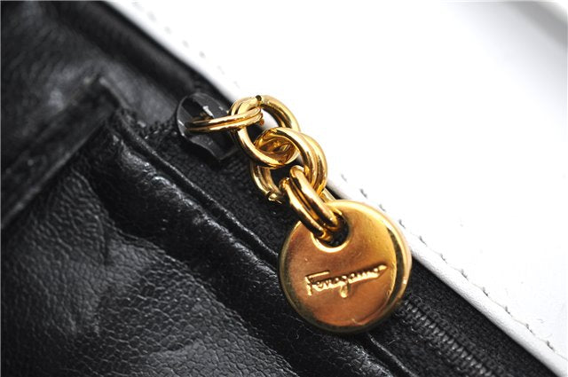 Authentic Ferragamo Vara Shoulder Cross Body Bag Purse Leather White 1366D