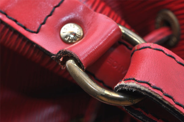 Authentic Louis Vuitton Epi Petit Noe Shoulder Drawstring Bag M44107 Red 1366I