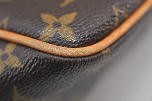 Authentic Louis Vuitton Monogram Batignolles Vertical Tote Bag M51153 LV 1370F