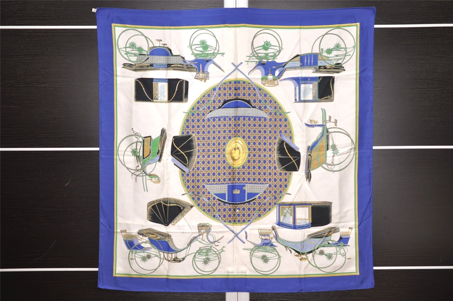 Authentic HERMES Carre 90 Scarf 