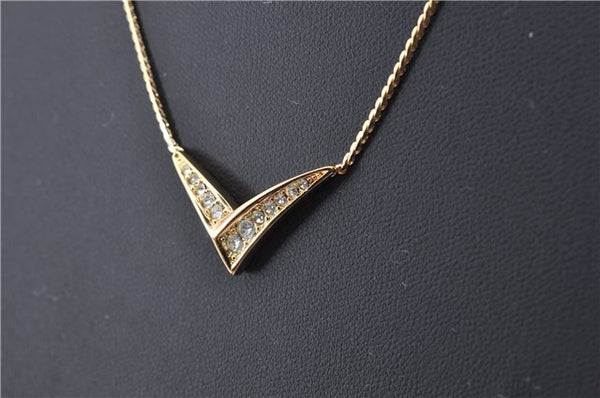 Authentic Christian Dior Gold Tone Rhinestone Chain Pendant Necklace CD 1378G