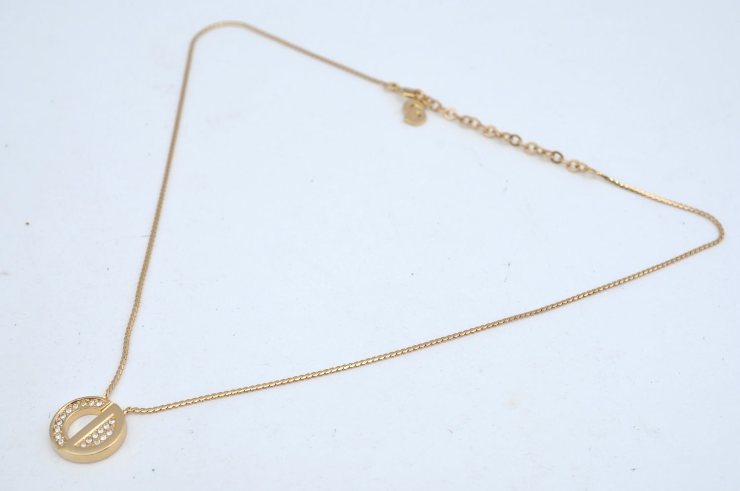 Authentic Christian Dior Gold Tone Rhinestone Chain Pendant Necklace CD 1383G