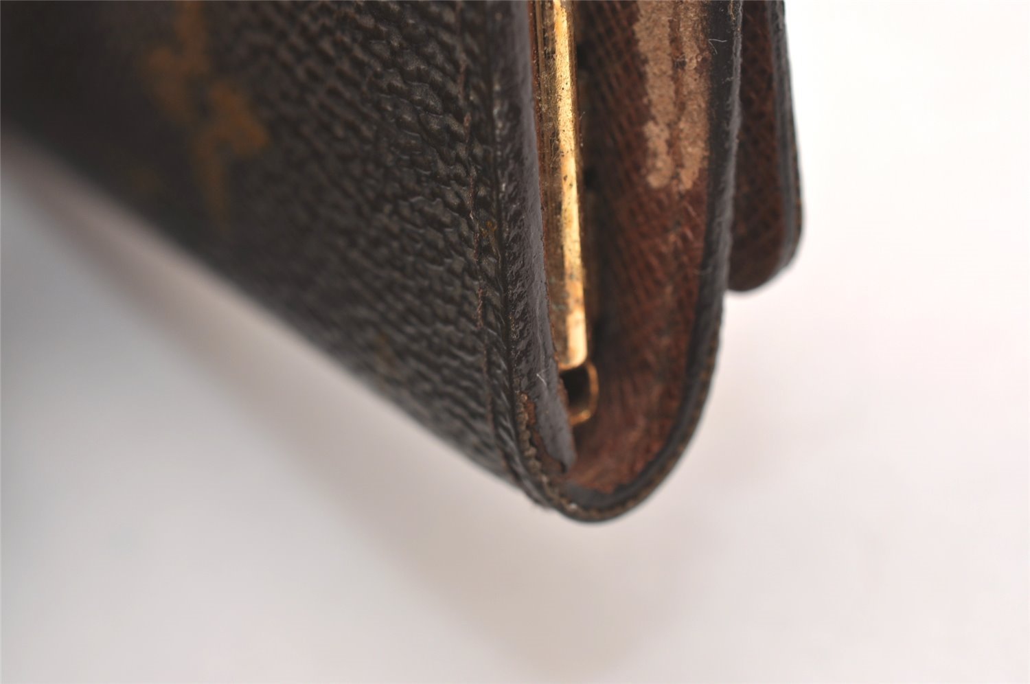 Authentic Louis Vuitton Monogram Multicles 4 Four Hooks Key Case M62631 LV 1390I