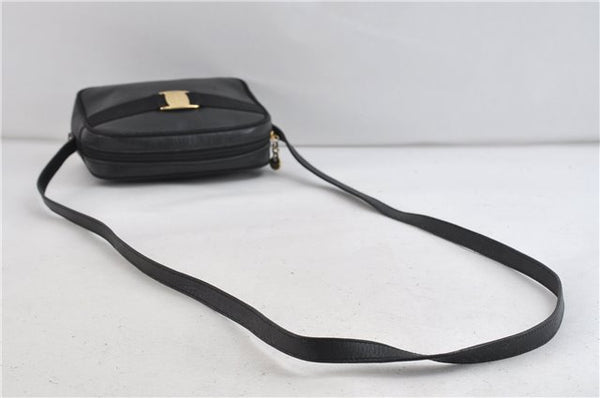 Authentic Ferragamo Vara Shoulder Cross Body Bag Purse Leather Black 1393D