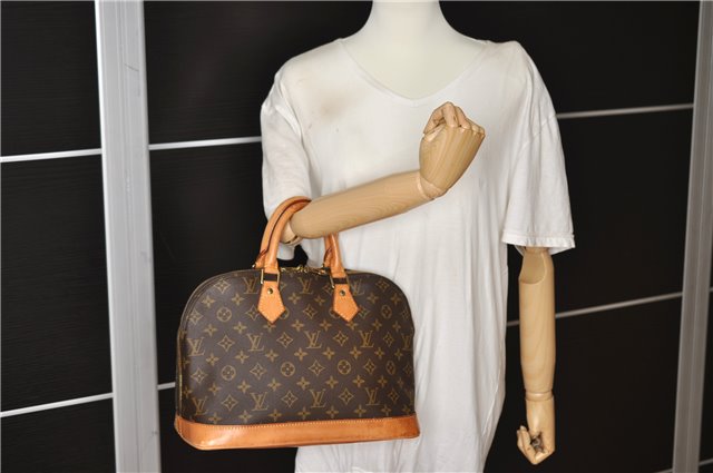 Authentic Louis Vuitton Monogram Alma Hand Bag Purse M51130 LV 1398F