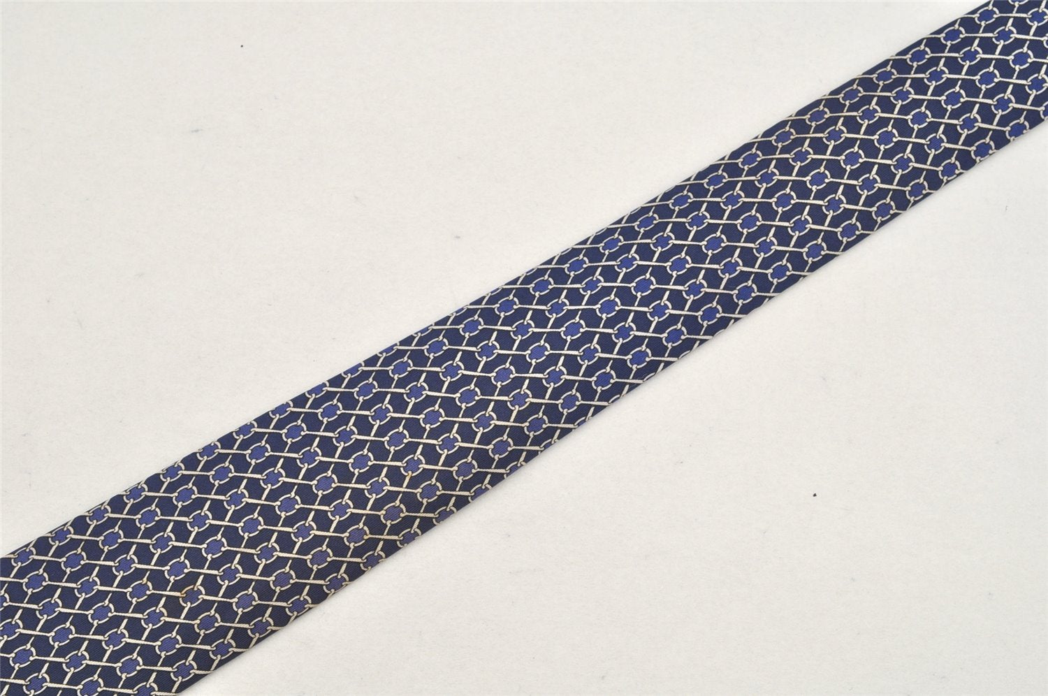 Authentic HERMES Vintage Tie Necktie Chain Pattern Silk 990SA Navy Blue 1399I