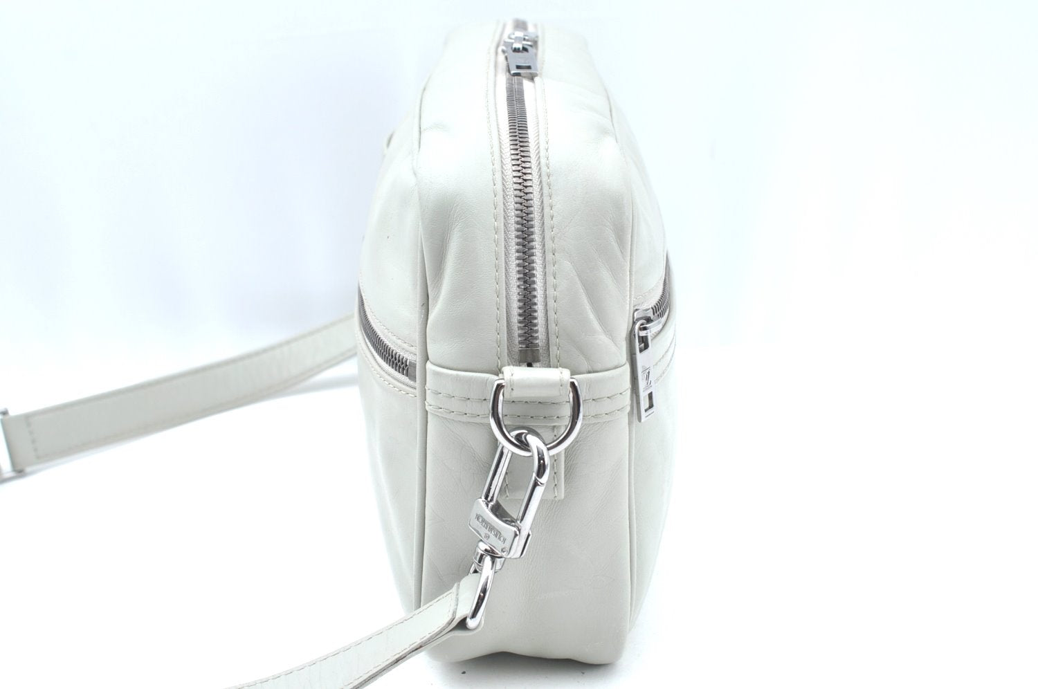 Authentic Louis Vuitton Monogram Defile Irvington Shoulder Bag M92356 Gray 1401H