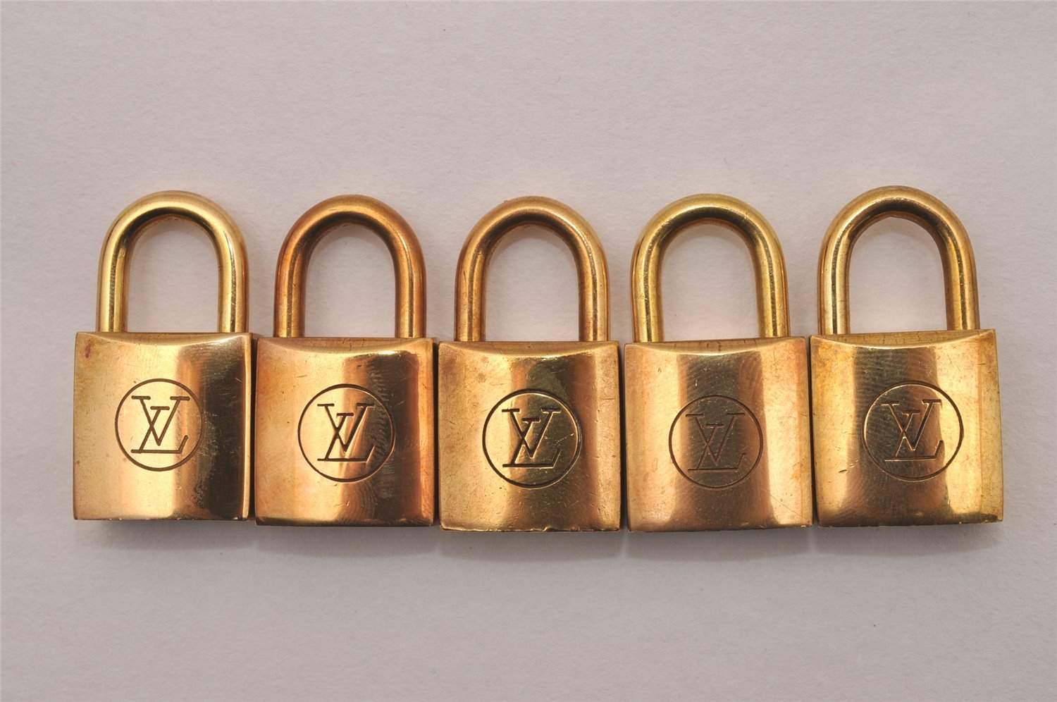 Authentic Louis Vuitton Padlock 10Set Old Model LV 1401I