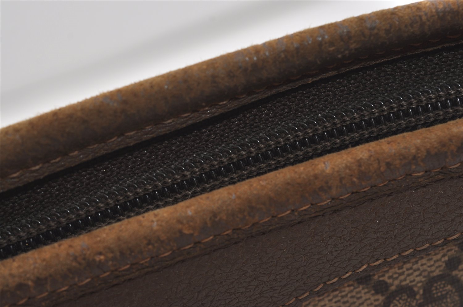 Authentic GUCCI Vintage Clutch Hand Bag Purse GG PVC Leather Brown 1404I