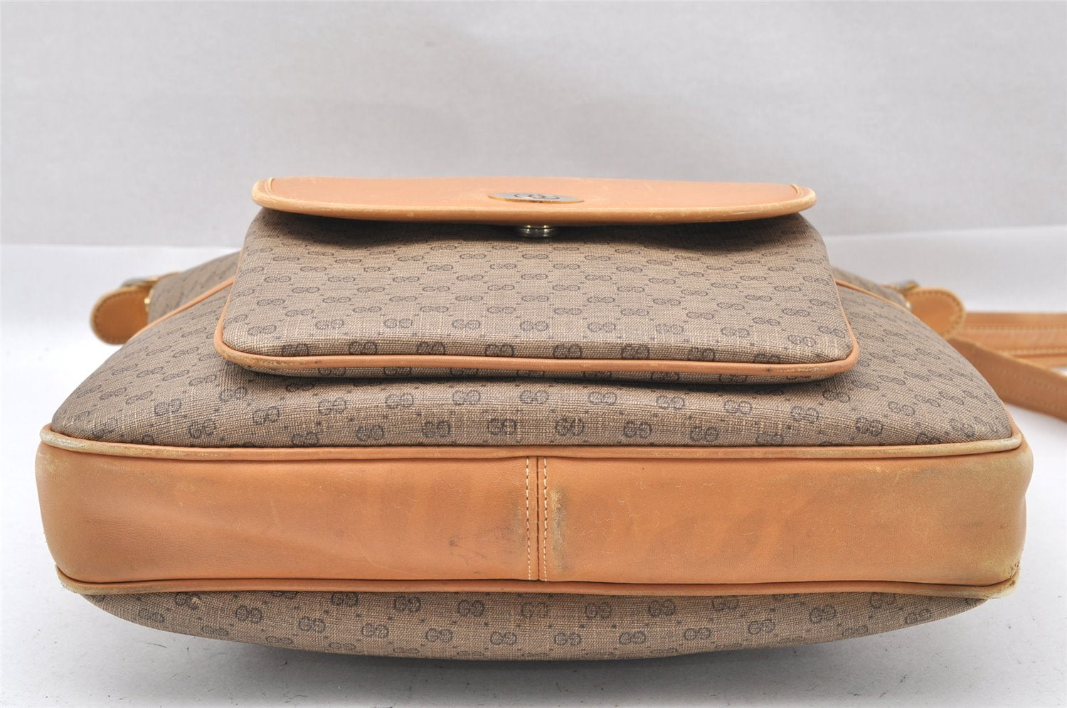 Authentic GUCCI Vintage Micro GG PVC Leather Shoulder Bag Brown 1405I