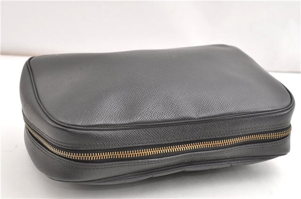 Auth Louis Vuitton Taiga Trousse Toilette GM Clutch Bag Black M30212 LV 1411G