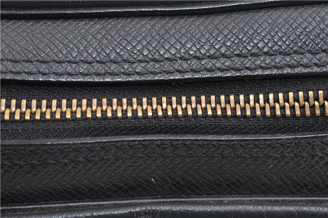 Auth Louis Vuitton Taiga Trousse Toilette GM Clutch Bag Black M30212 LV 1411G