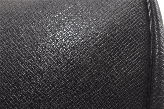 Auth Louis Vuitton Taiga Trousse Toilette GM Clutch Bag Black M30212 LV 1411G