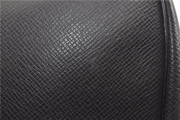 Auth Louis Vuitton Taiga Trousse Toilette GM Clutch Bag Black M30212 LV 1411G