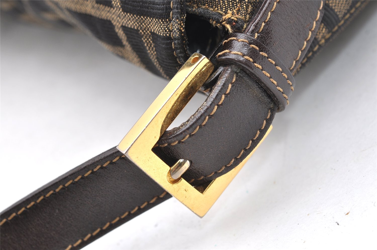 Authentic FENDI Zucca Mamma Baguette Shoulder Bag Canvas Leather Brown 1416I