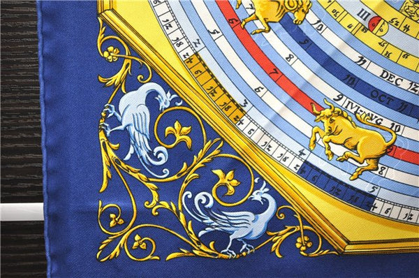 Auth HERMES Petit Carre 40 Scarf Handkerchief "DIES ET HORE" Silk Blue Box 1418D