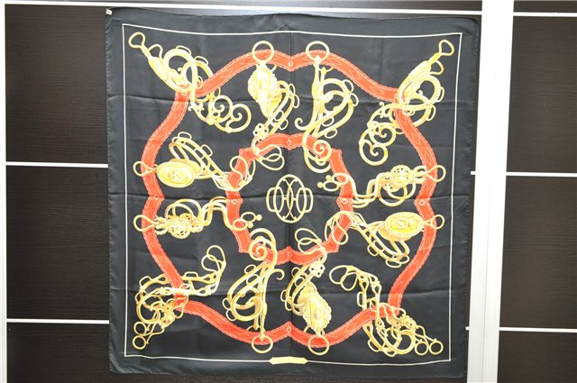 Authentic HERMES Carre 90 Scarf Buckle Motief Silk Black 1421D