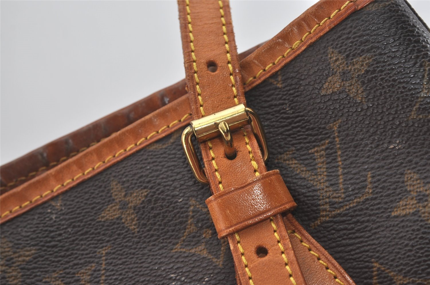 Authentic Louis Vuitton Monogram Bucket PM Shoulder Tote Bag M42238 Junk 1431I