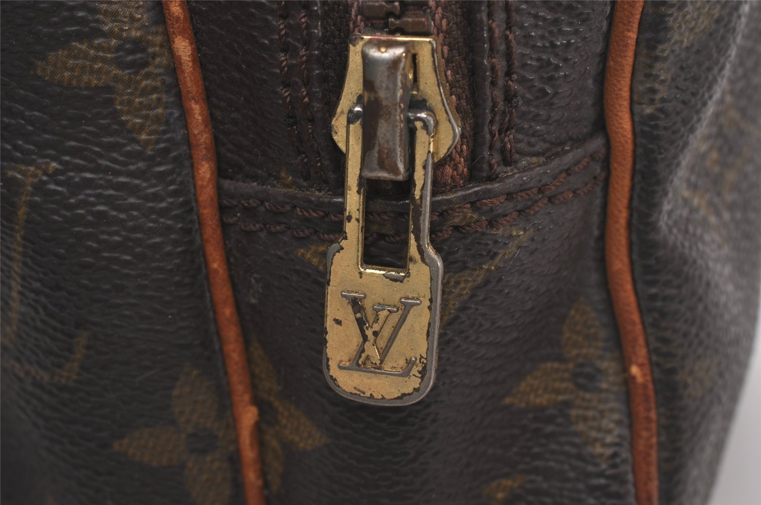 Authentic Louis Vuitton Monogram Mini Amazone Shoulder Cross Bag M45238 LV 1438I