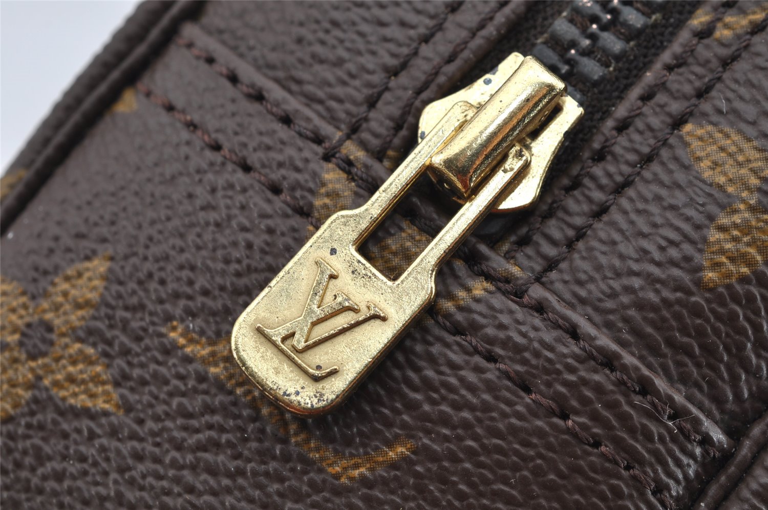 Auth Louis Vuitton Monogram Trousse Toilette 23 Clutch Hand Bag M47524 LV 1440I