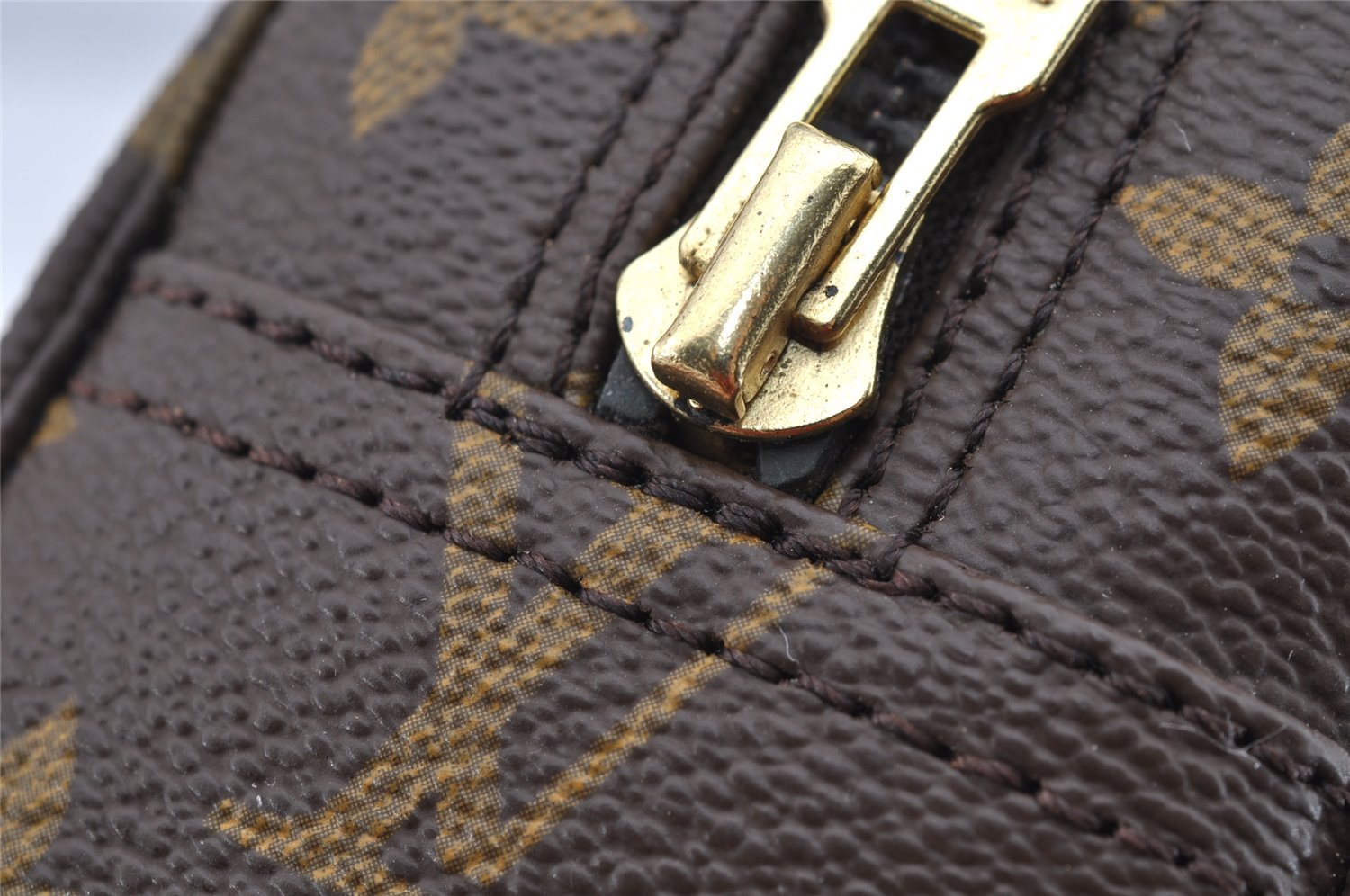 Auth Louis Vuitton Monogram Trousse Toilette 23 Clutch Hand Bag M47524 LV 1440I