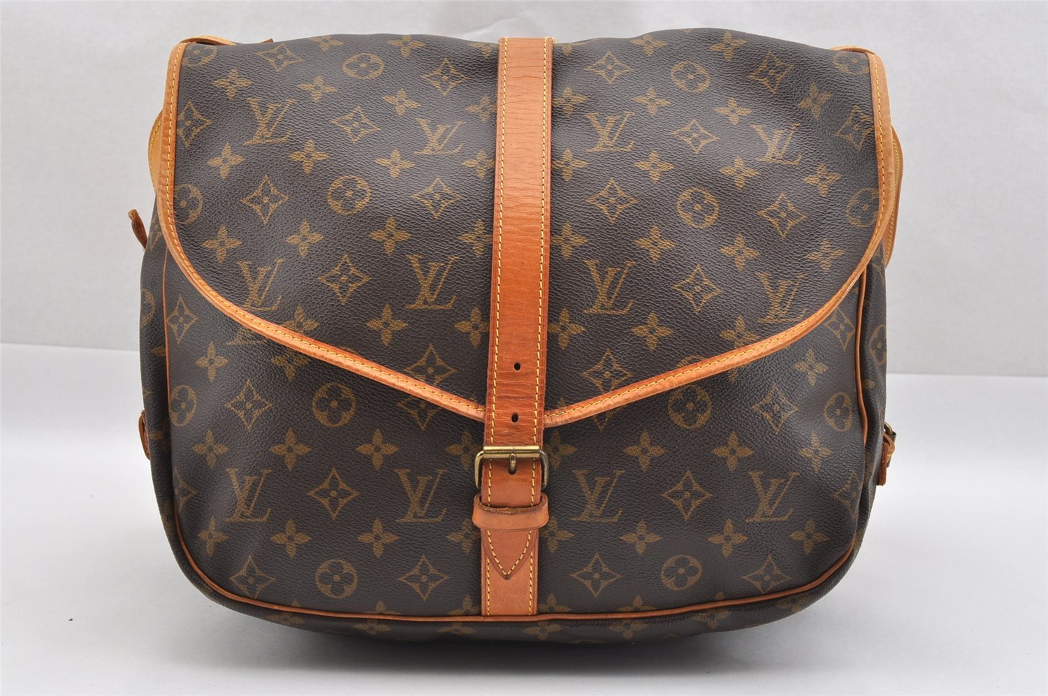 Authentic Louis Vuitton Monogram Saumur 35 Shoulder Cross Bag M42254 LV 1443I