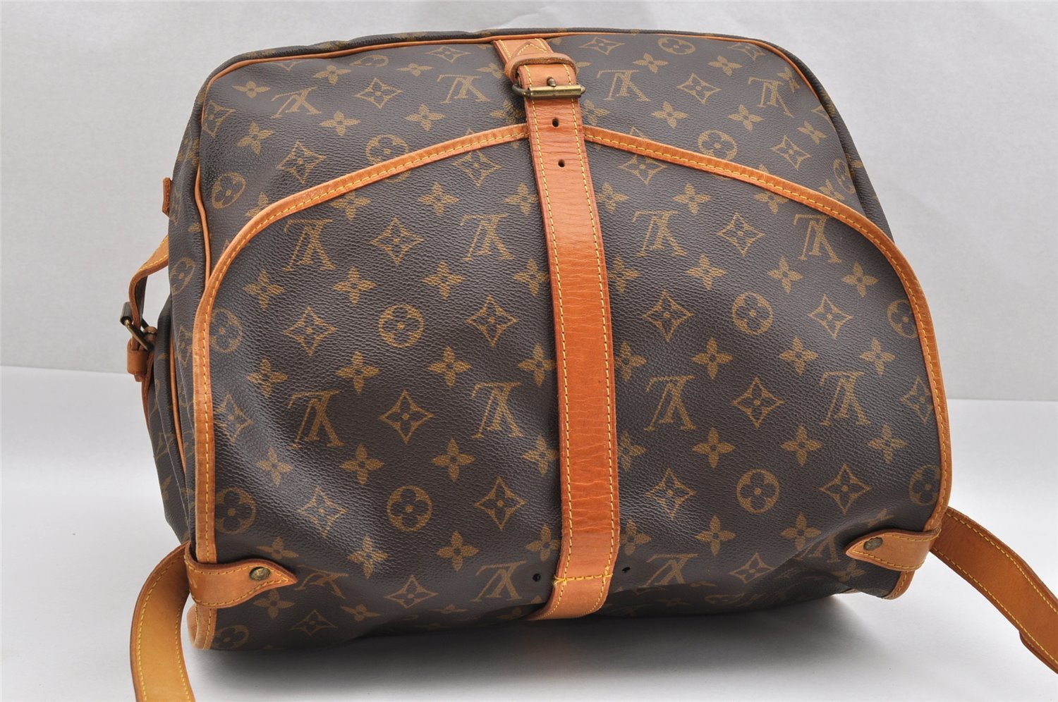 Authentic Louis Vuitton Monogram Saumur 35 Shoulder Cross Bag M42254 LV 1443I