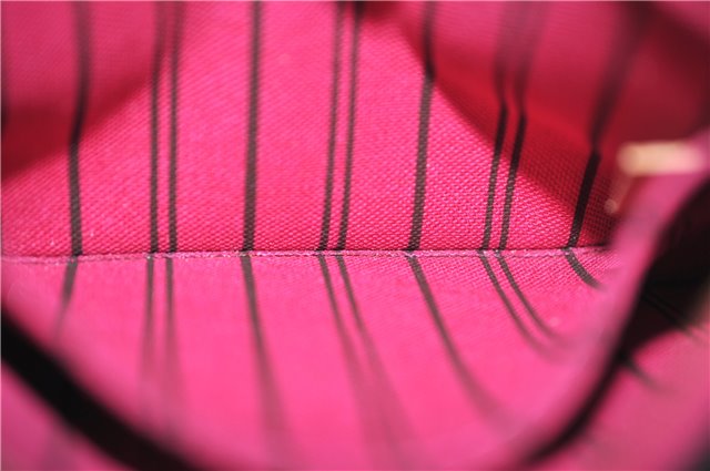 Authentic Louis Vuitton Monogram Neverfull Pouch Purse Clutch Bag Pink LV 1446F