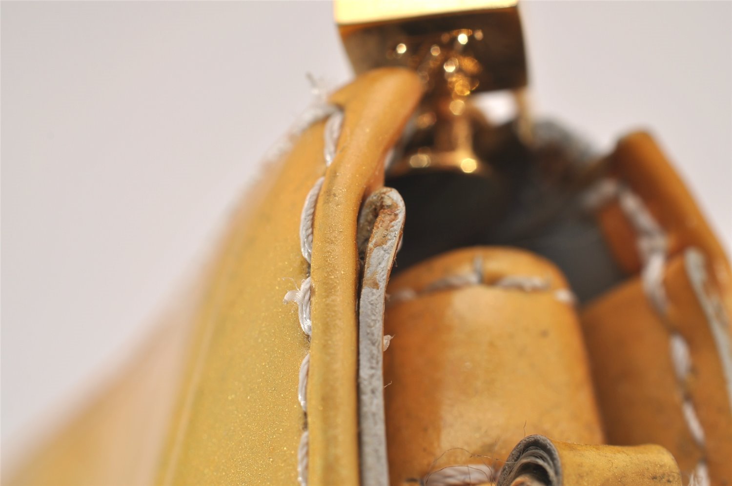 Authentic Louis Vuitton Vernis Lexington Hand Bag Pouch Yellow M91056 LV 1446I