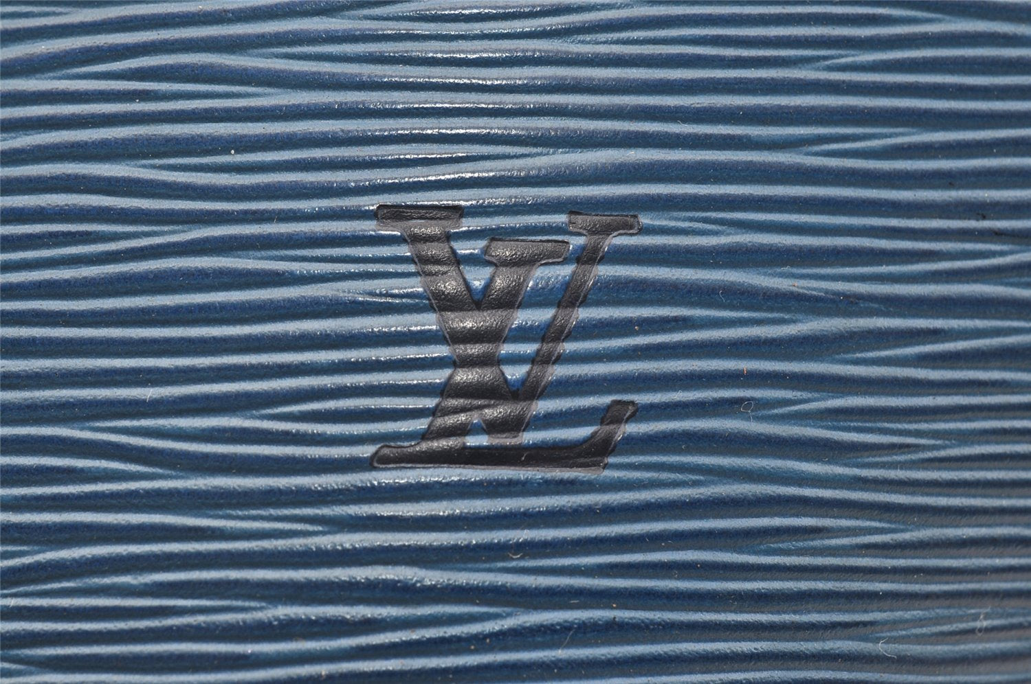 Authentic Louis Vuitton Epi Saint Jacques Hand Bag Blue M52275 LV 1451I