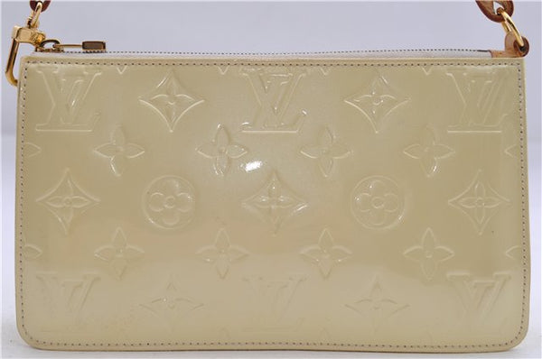 Authentic Louis Vuitton Vernis Lexington Hand Pouch Purse Ivory M91345 LV 1456E