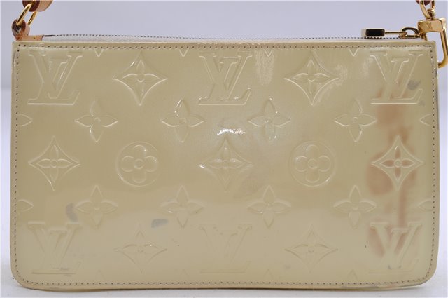 Authentic Louis Vuitton Vernis Lexington Hand Pouch Purse Ivory M91345 LV 1456E