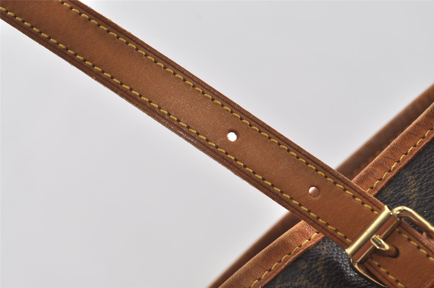 Authentic Louis Vuitton Monogram Bucket GM Shoulder Tote Bag M42236 Junk 1458I