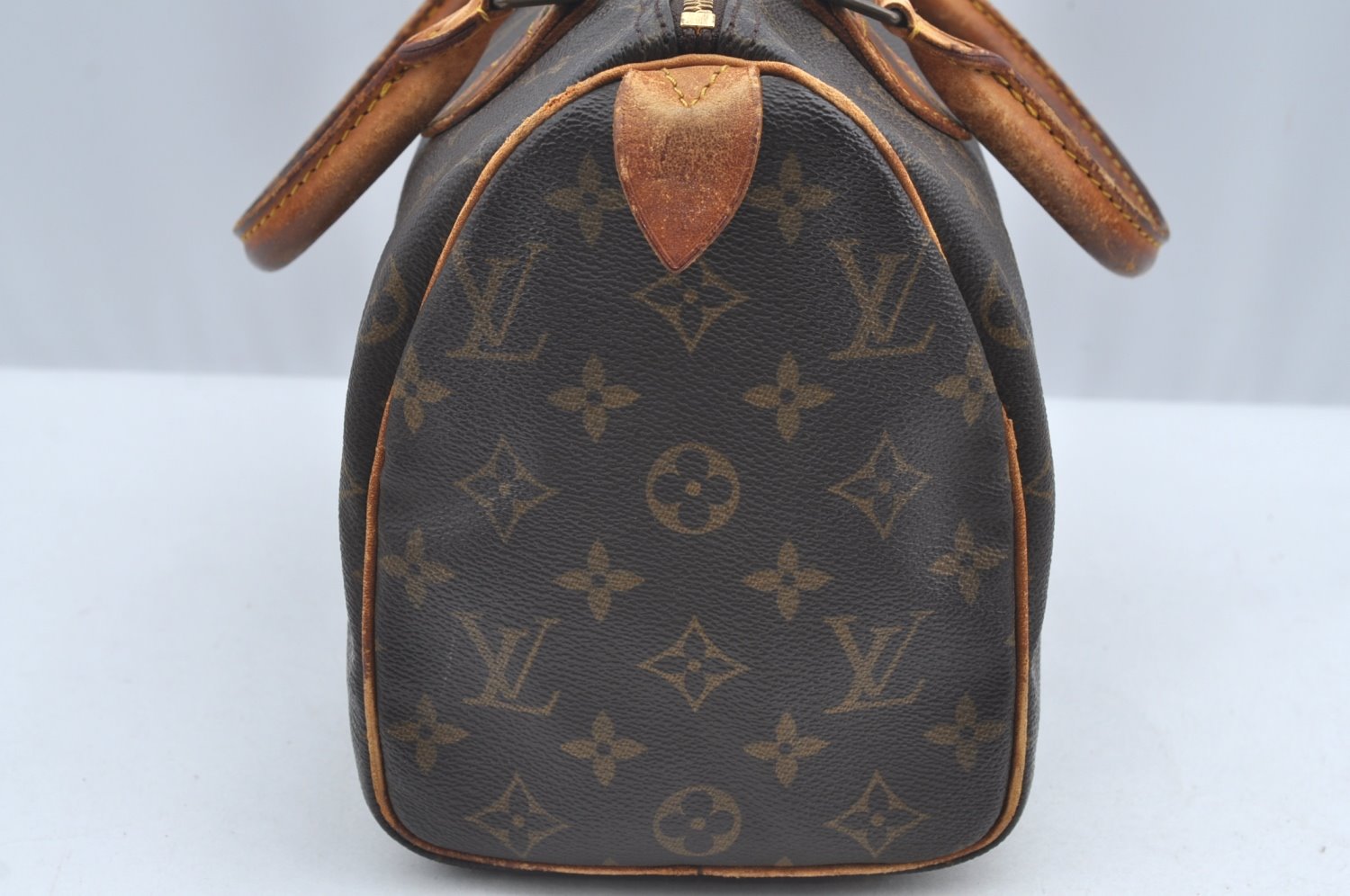 Authentic Louis Vuitton Monogram Speedy 25 Boston Hand Bag M41528 LV 1460I