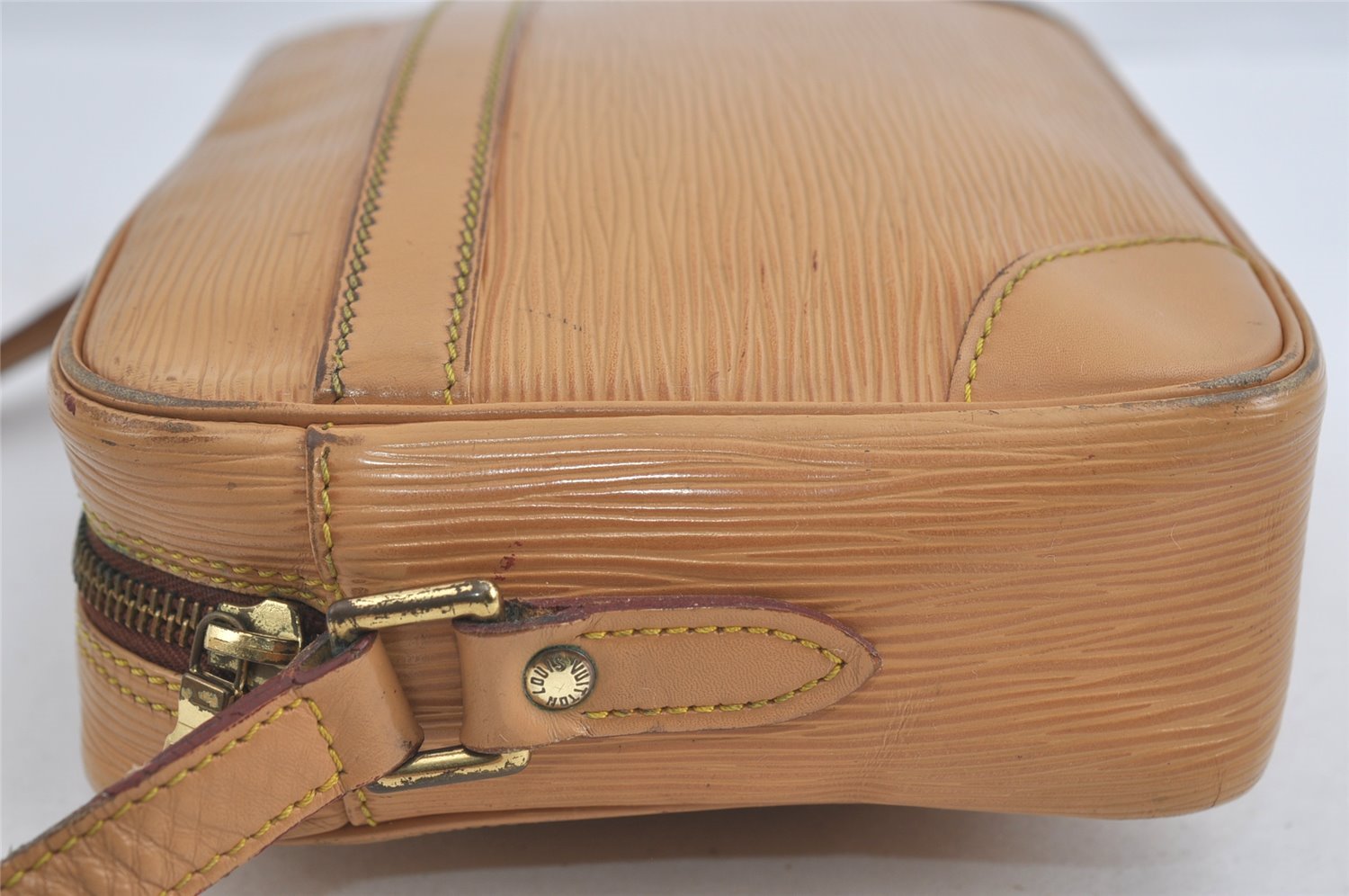 Authentic Louis Vuitton Epi Trocadero 24 Shoulder Cross Bag M52316 Beige 1462I