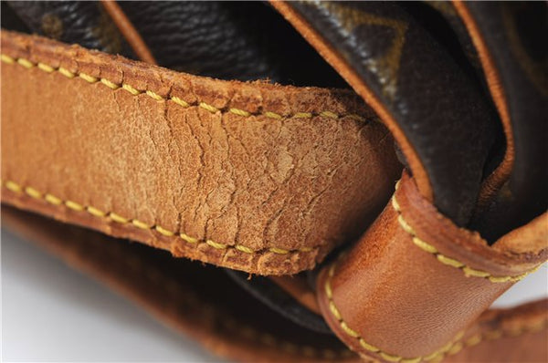 Authentic Louis Vuitton Monogram Saumur 35 Shoulder Cross Bag M42254 LV 1464F