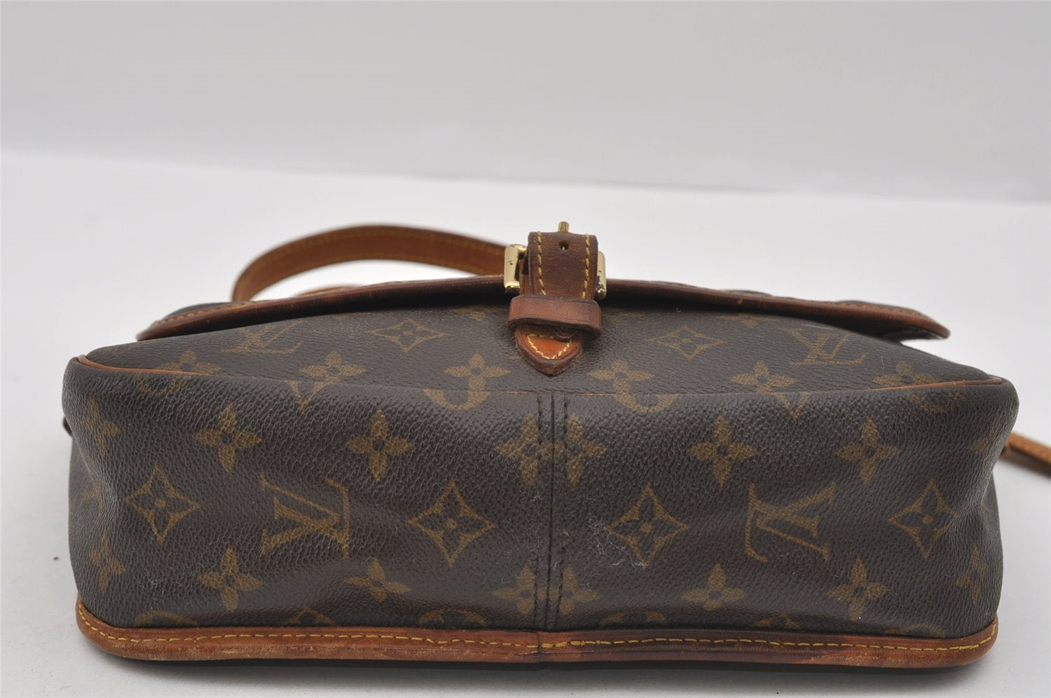 Authentic Louis Vuitton Monogram Sologne Shoulder Cross Body Bag M42250 LV 1464I