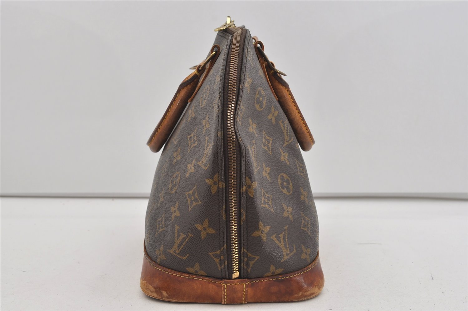 Authentic Louis Vuitton Monogram Alma Hand Bag Purse M51130 LV 1465I