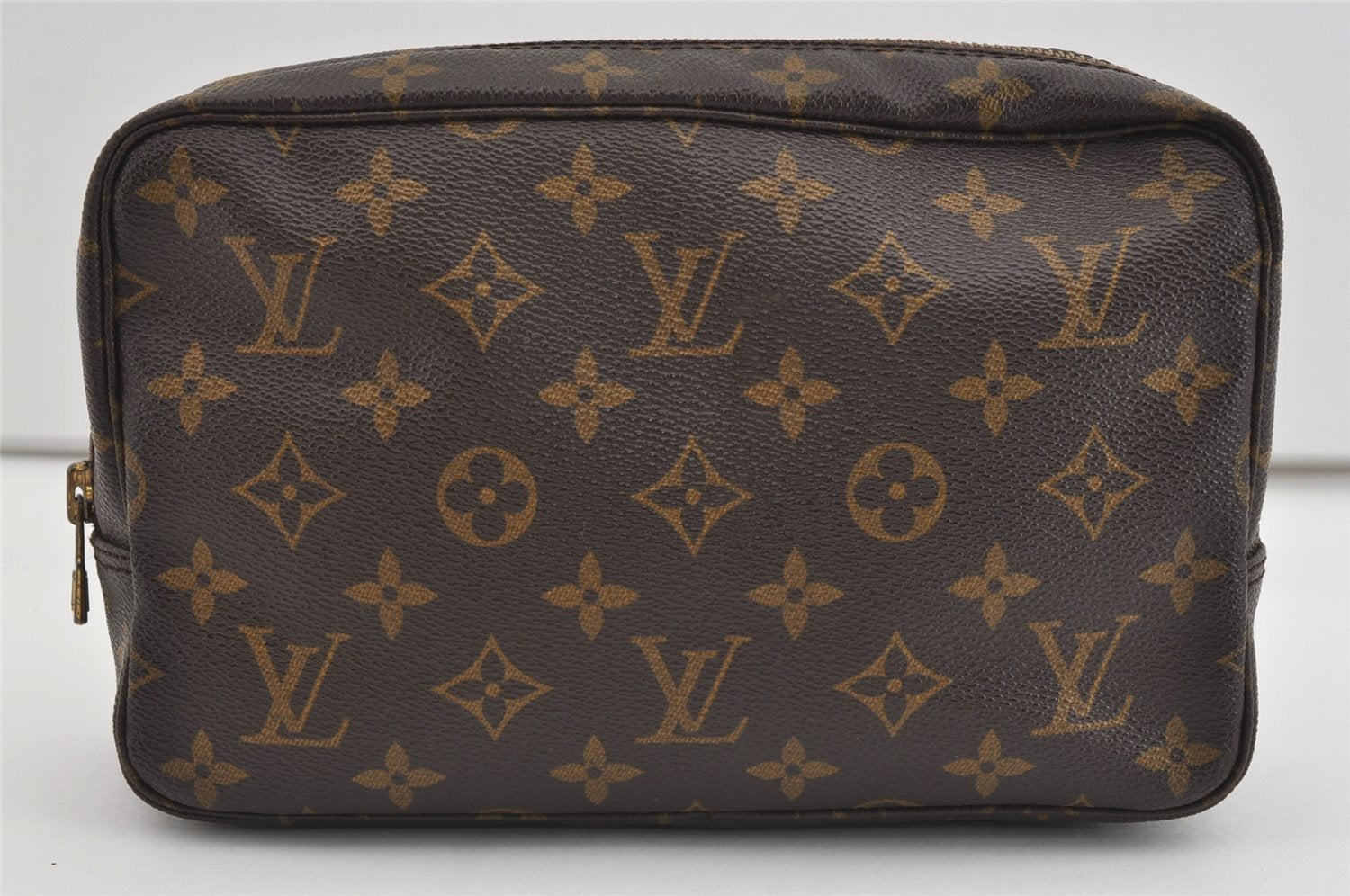 Auth Louis Vuitton Monogram Trousse Toilette 23 Clutch Hand Bag M47524 LV 1468I