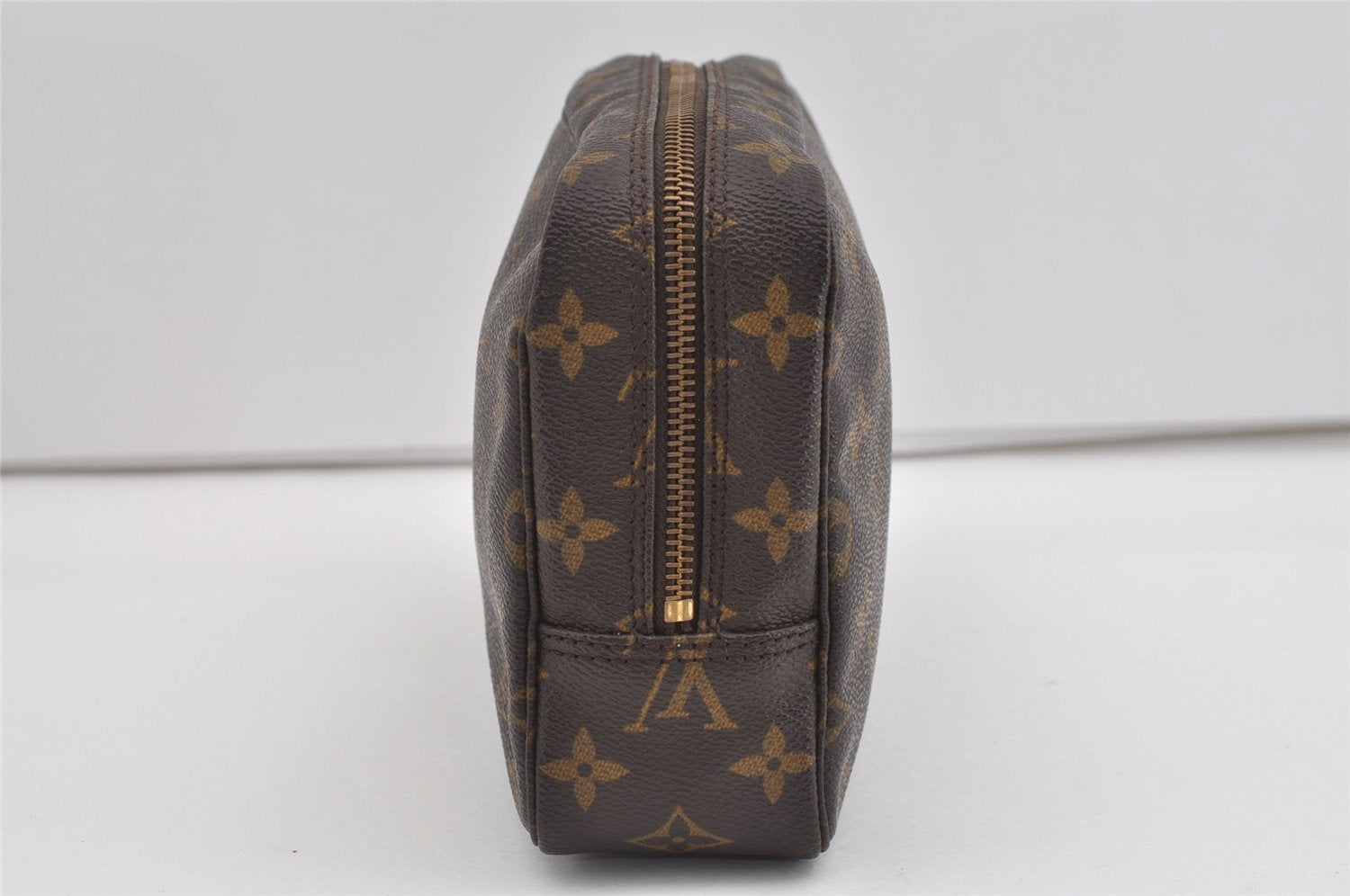 Auth Louis Vuitton Monogram Trousse Toilette 23 Clutch Hand Bag M47524 LV 1468I