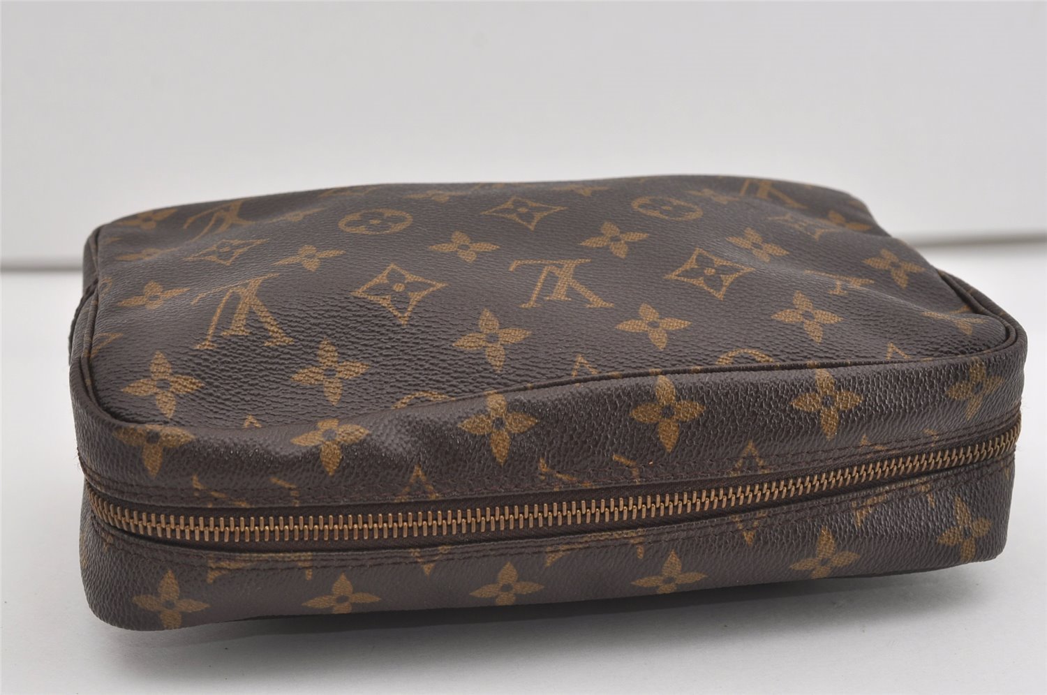 Auth Louis Vuitton Monogram Trousse Toilette 23 Clutch Hand Bag M47524 LV 1468I