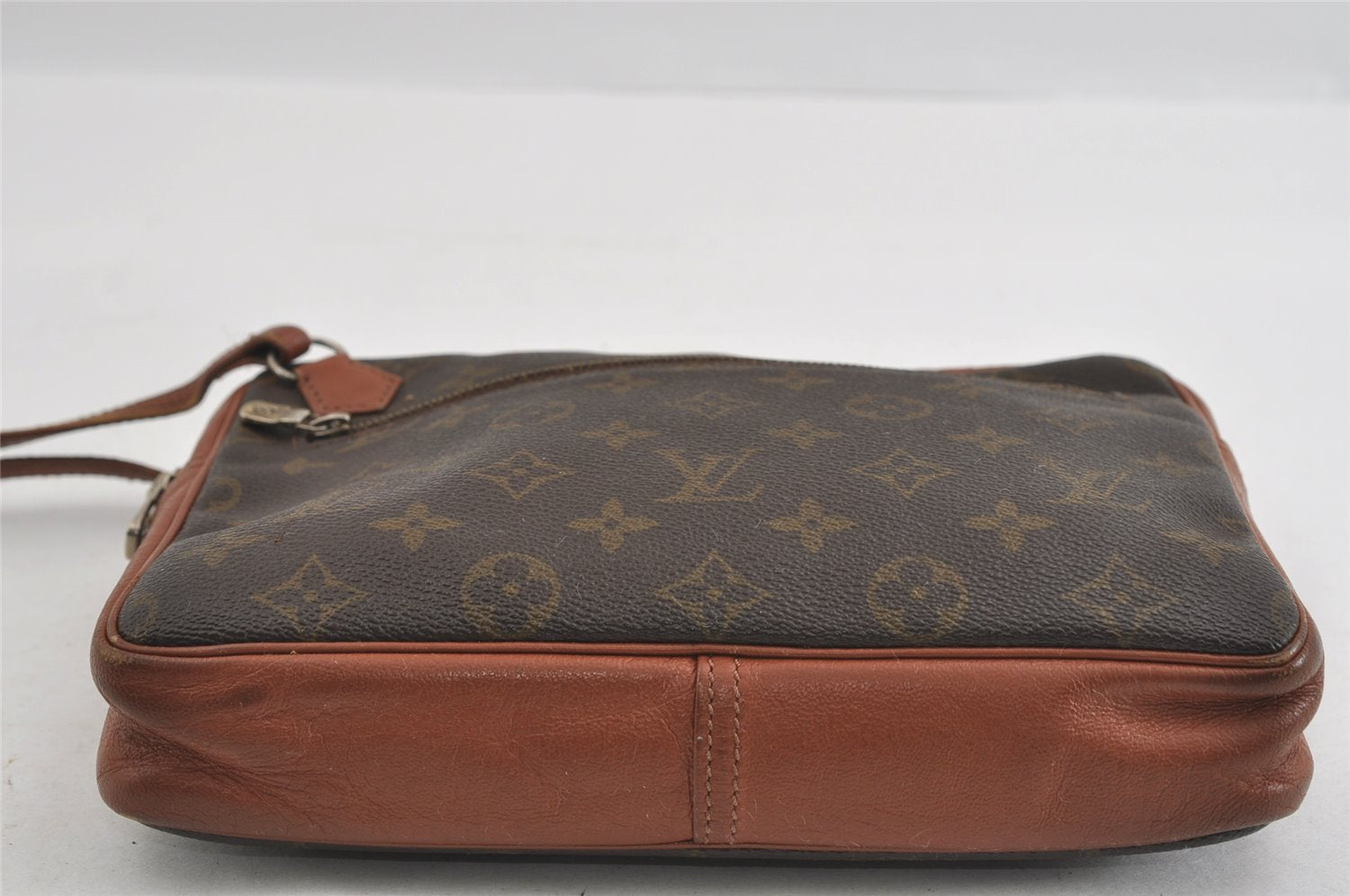 Authentic Louis Vuitton Monogram Pochette Sport Clutch Hand Bag Old Model 1470I