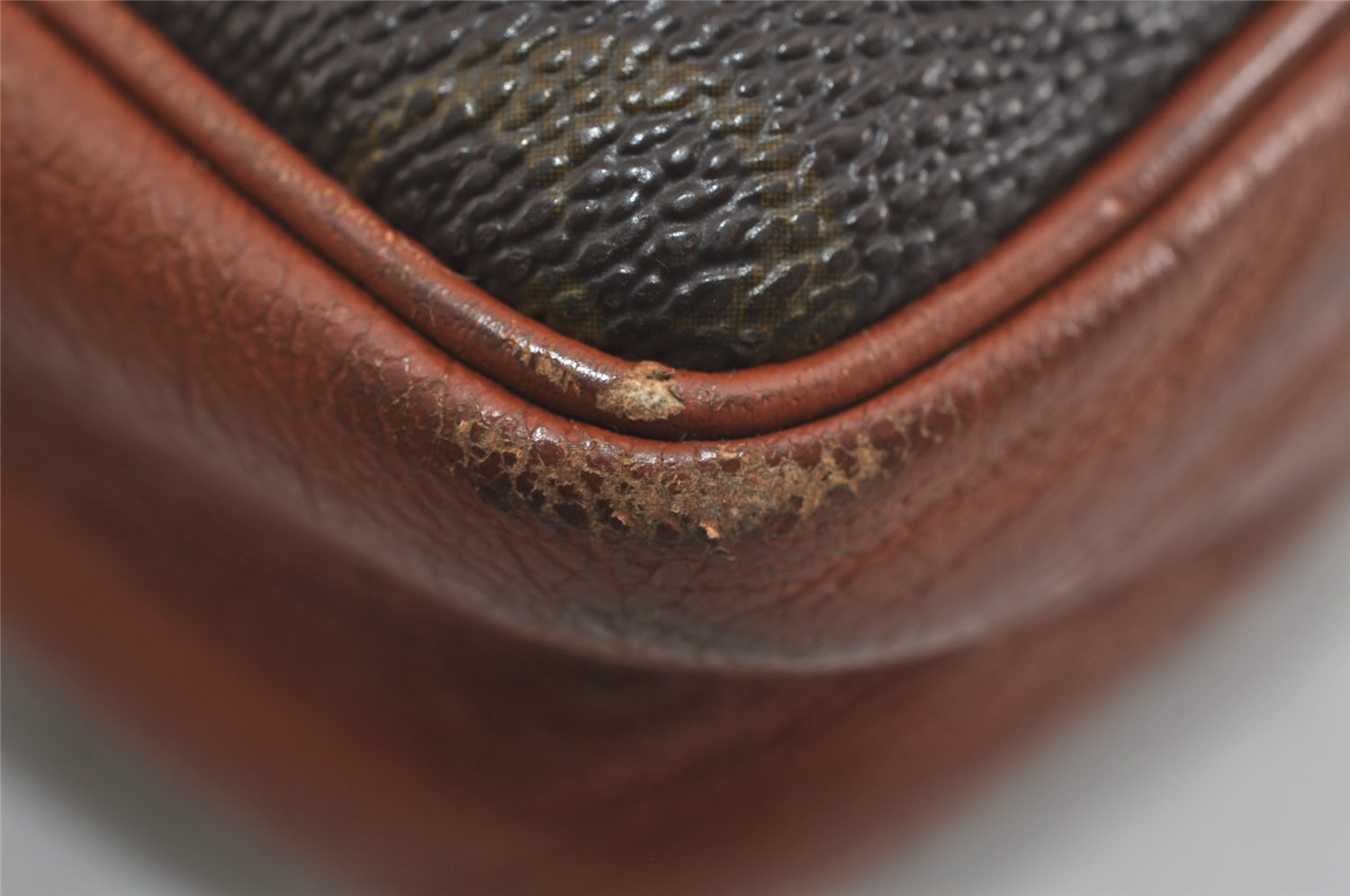 Authentic Louis Vuitton Monogram Pochette Sport Clutch Hand Bag Old Model 1470I