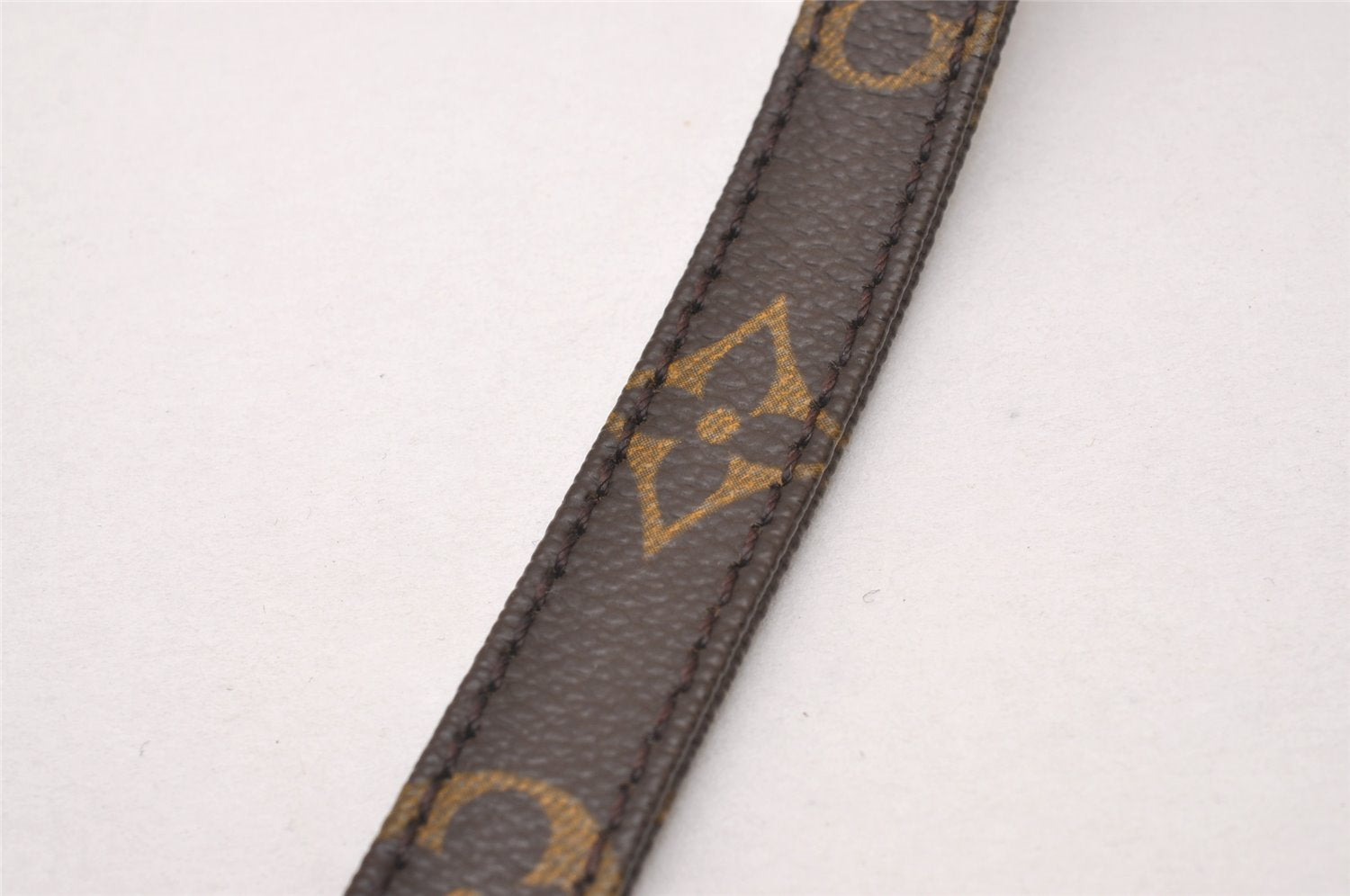 Authentic Louis Vuitton Monogram Shoulder Strap 38.6