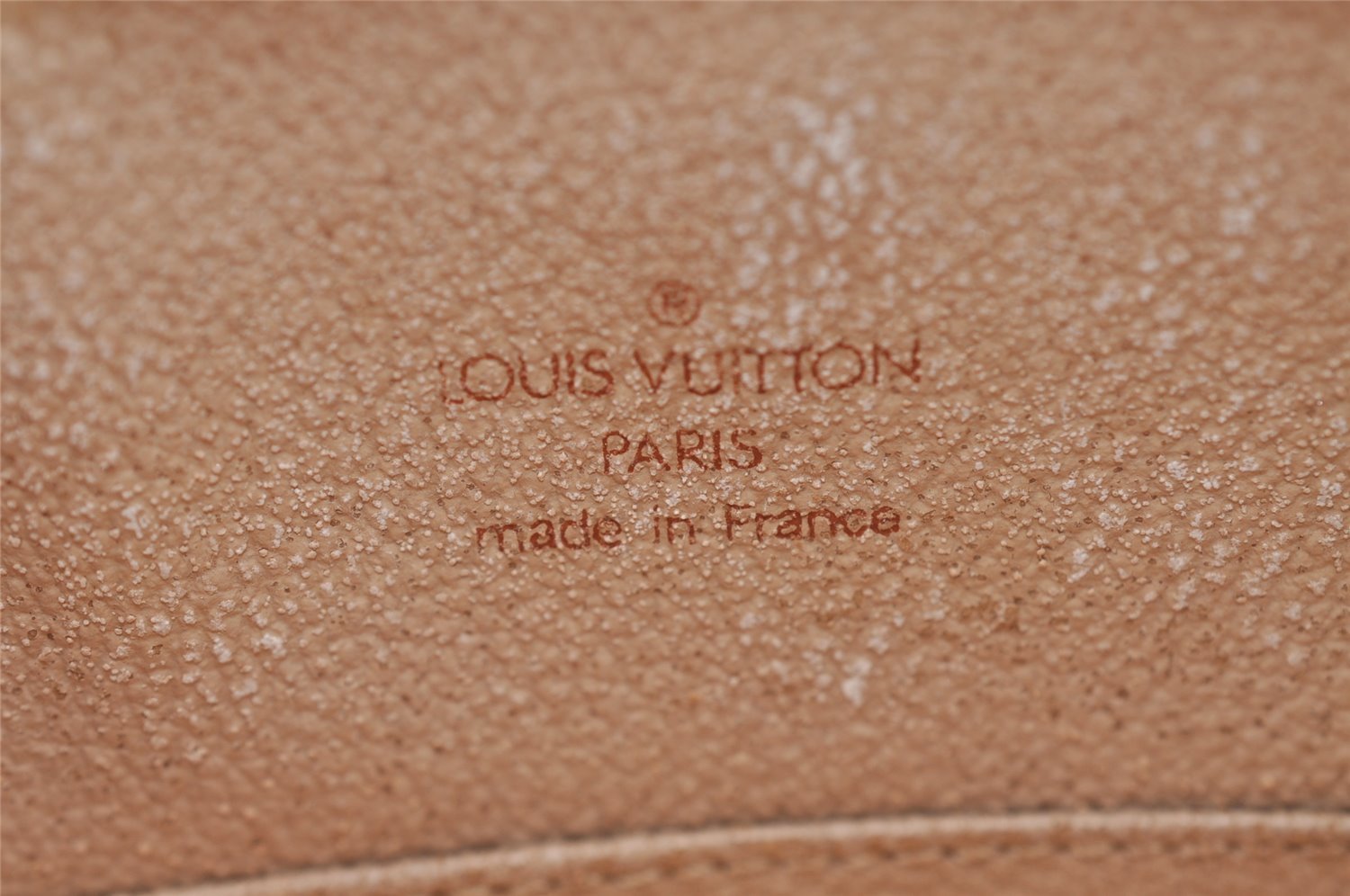 Auth Louis Vuitton Monogram Trousse Demi Ronde 23 Cosmetic Pouch M47520 LV 1472I