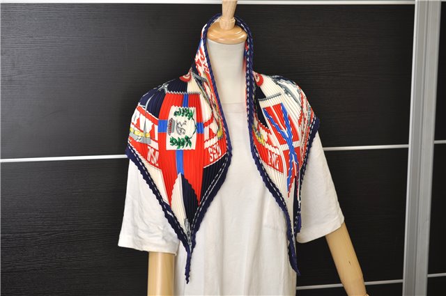 Authentic HERMES Pleats Scarf 