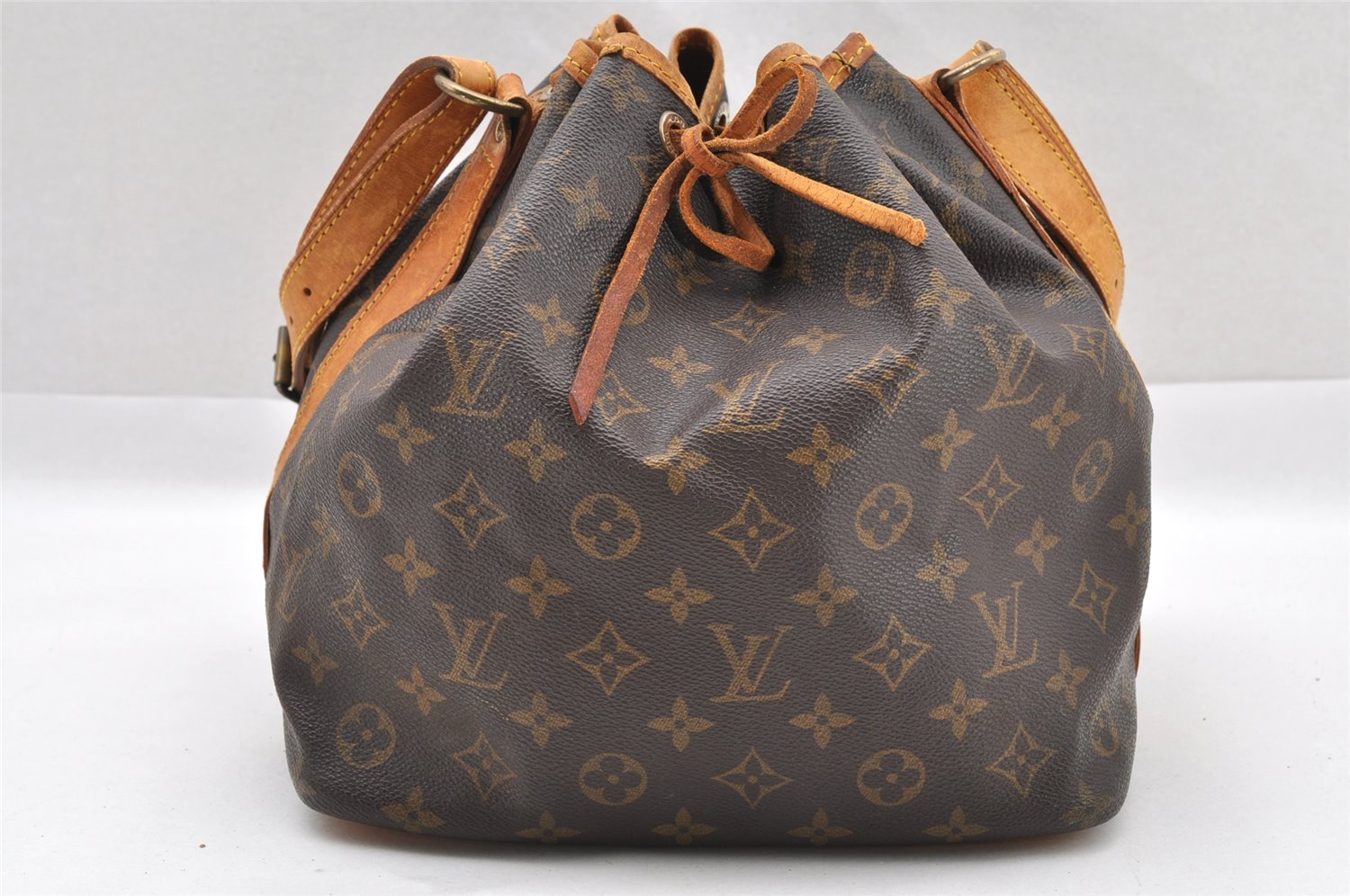 Authentic Louis Vuitton Monogram Petit Noe M42226 Shoulder Drawstring Bag 1481I