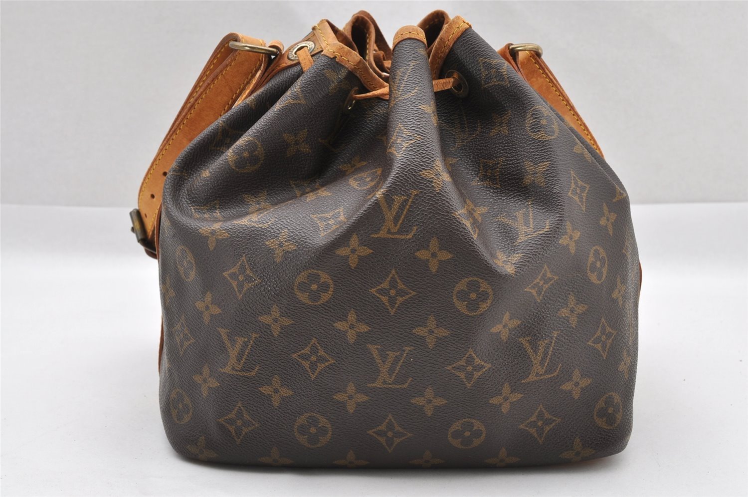 Authentic Louis Vuitton Monogram Petit Noe M42226 Shoulder Drawstring Bag 1481I